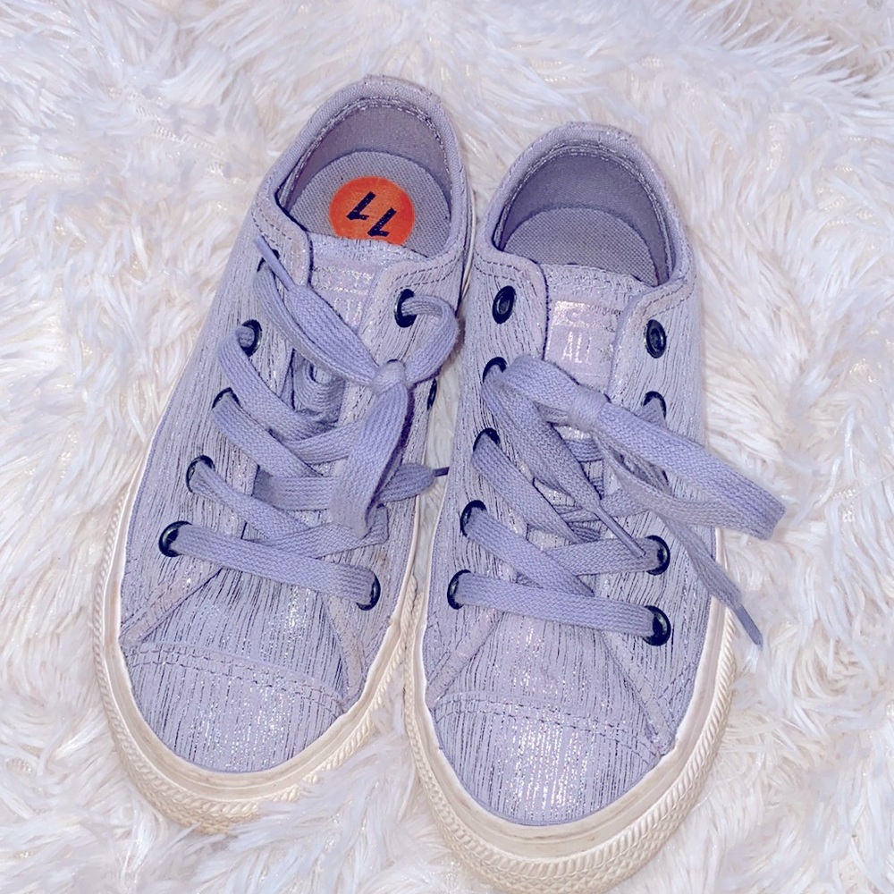 Converse All Star Purple Silver Lace Up Low Cut Sneakers Girl’s Size 11